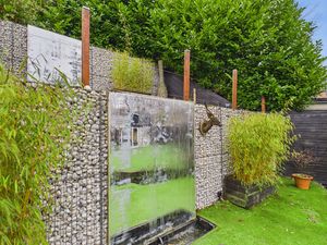 Photo 5- click for photo gallery